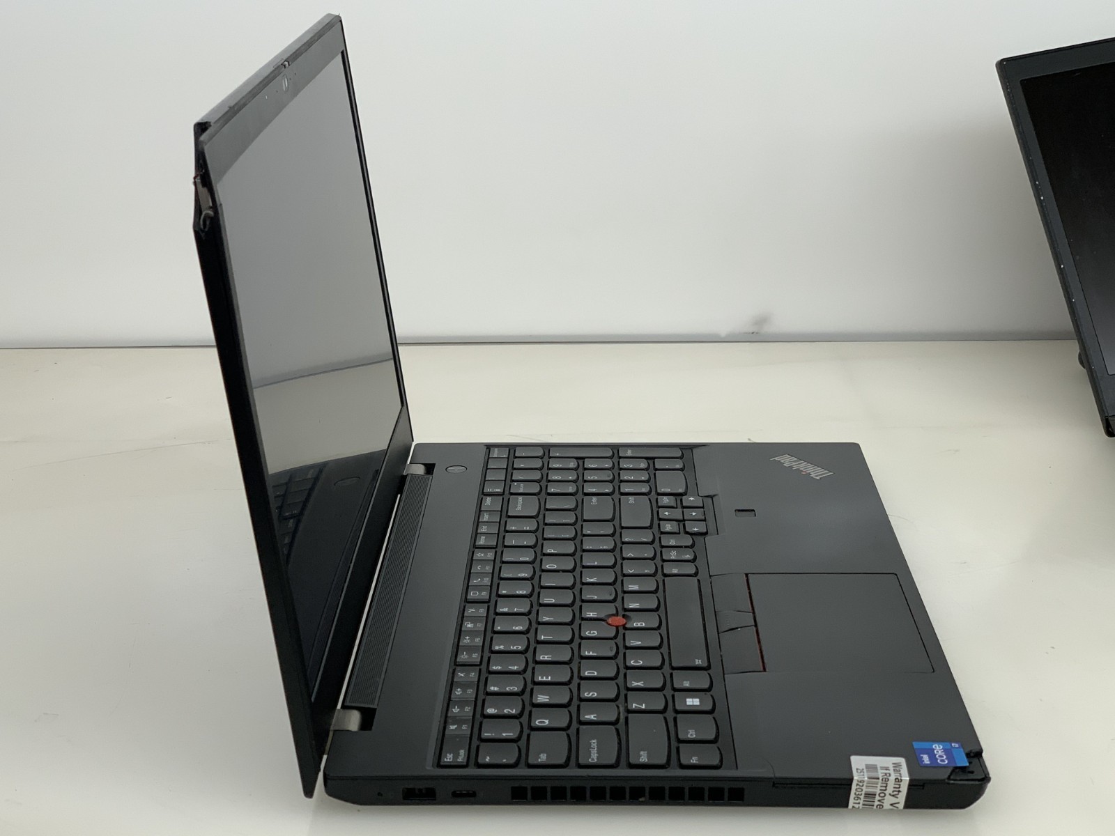 LENOVO THINKPAD P15V GEN 2 i7-11800H@ 2.30GHz 16GB RAM 512GB NVMe W11P W/AC*READ