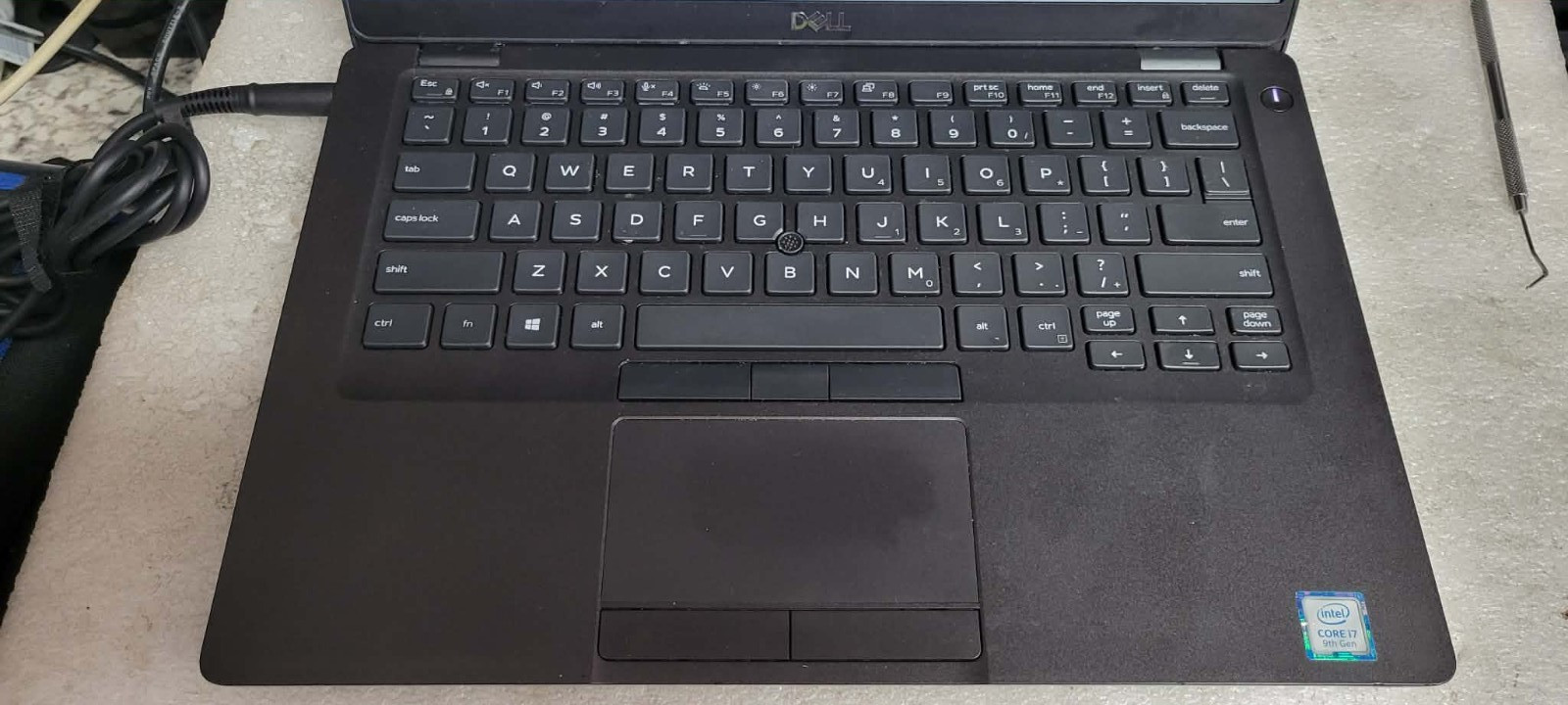 Dell Latitude 5401 Laptop i7 9850H @ 2.60GHZ – 14″ FHD – 4GB RAM – No SSD/OS
