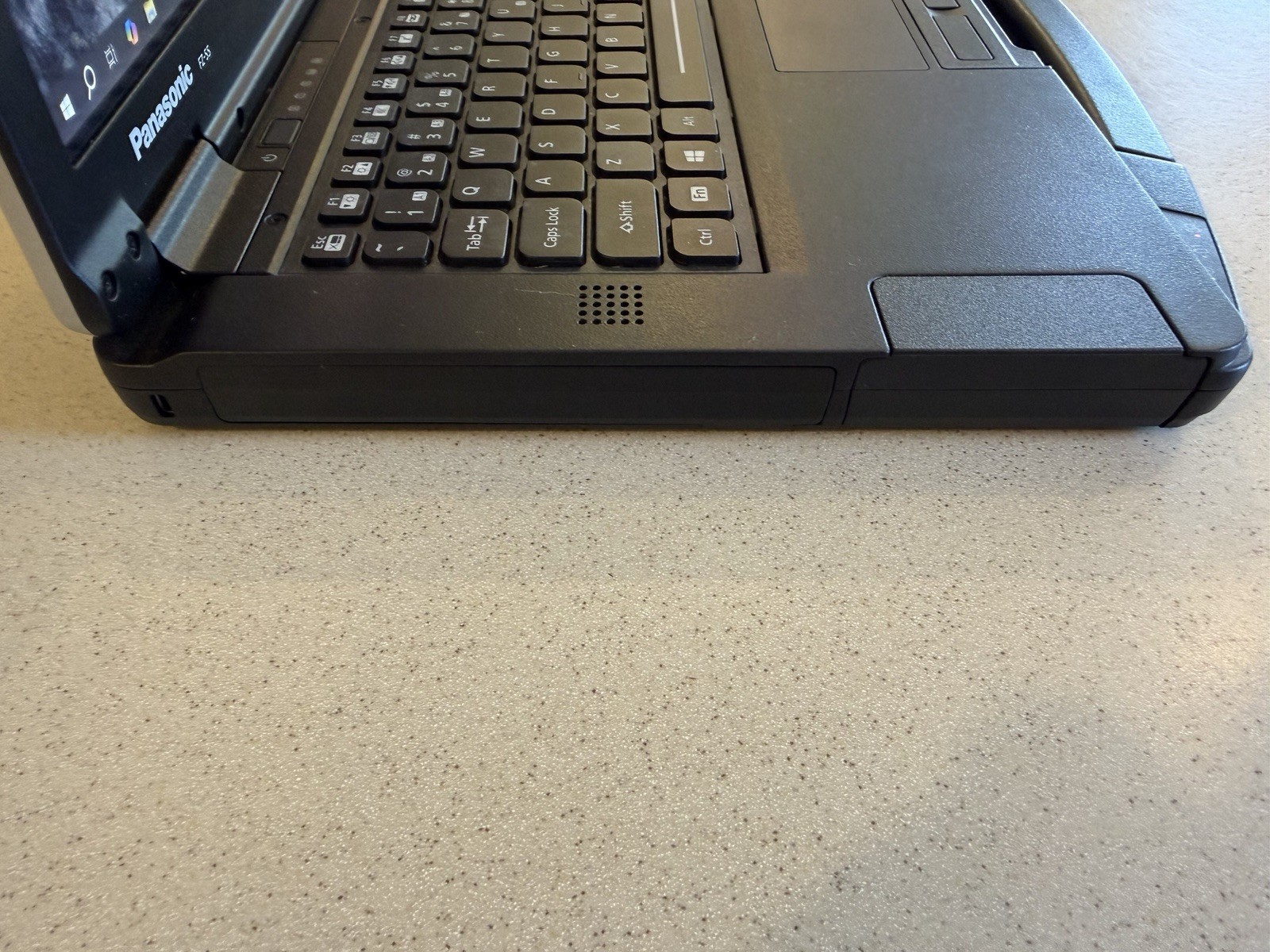 Panasonic Toughbook FZ-55 14″ Touch i5-8365U 16GB 512GB SSD Win11 Pro