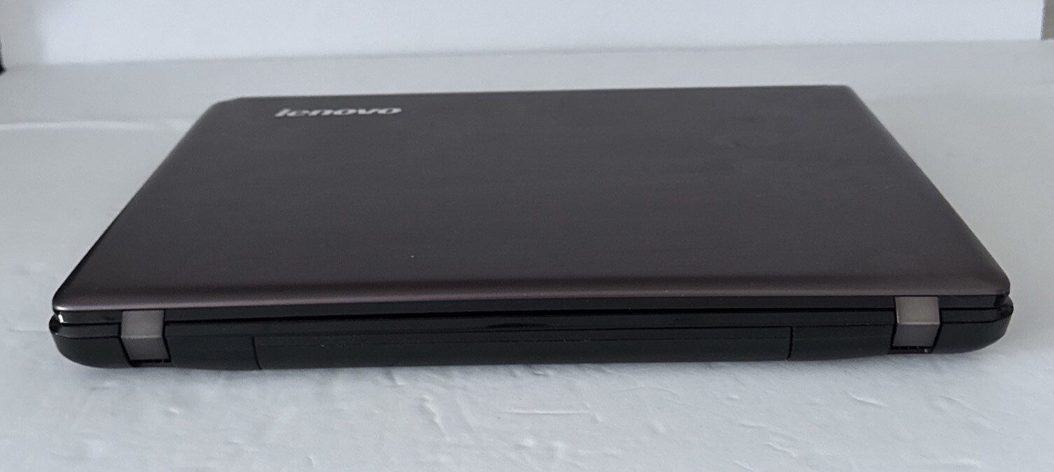 Lenovo Laptop IdeaPad Z570 15.6 inch Intel Core i7 2670QM 2.2GHz, 4Gb RAM, 500G