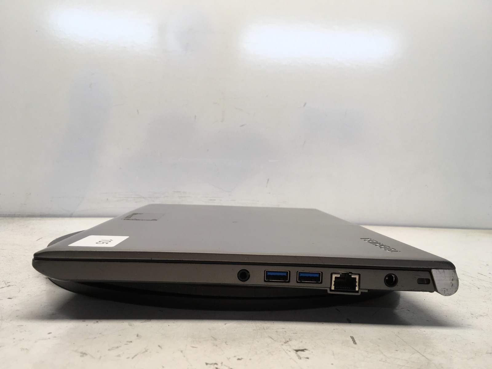 Toshiba Tecra Z40-A1402 Intel i7 vPro No RAM NO HDD