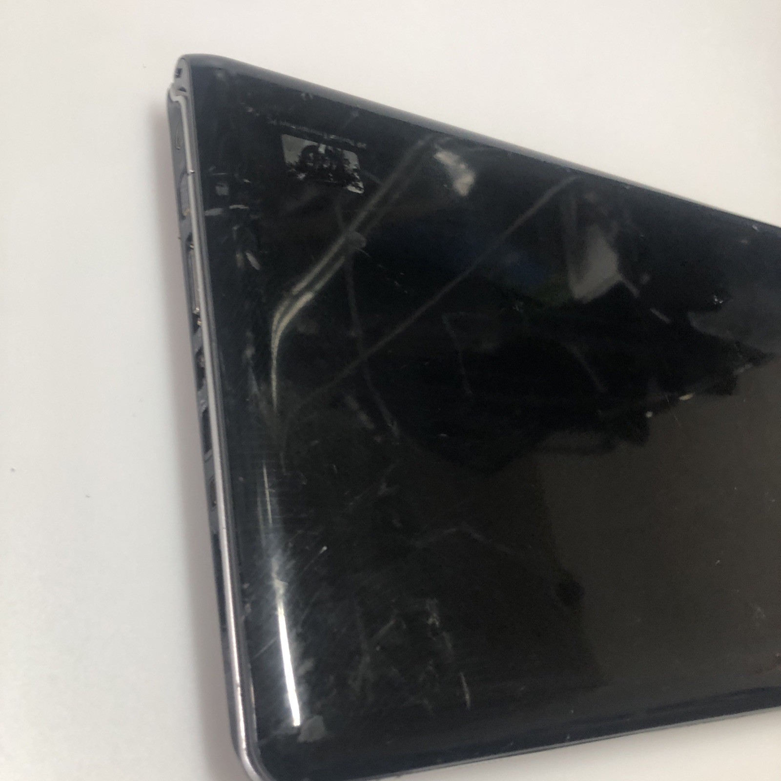 14.1” HP Pavilion dv2000 DV2171CL Laptop Scraps/Salvage