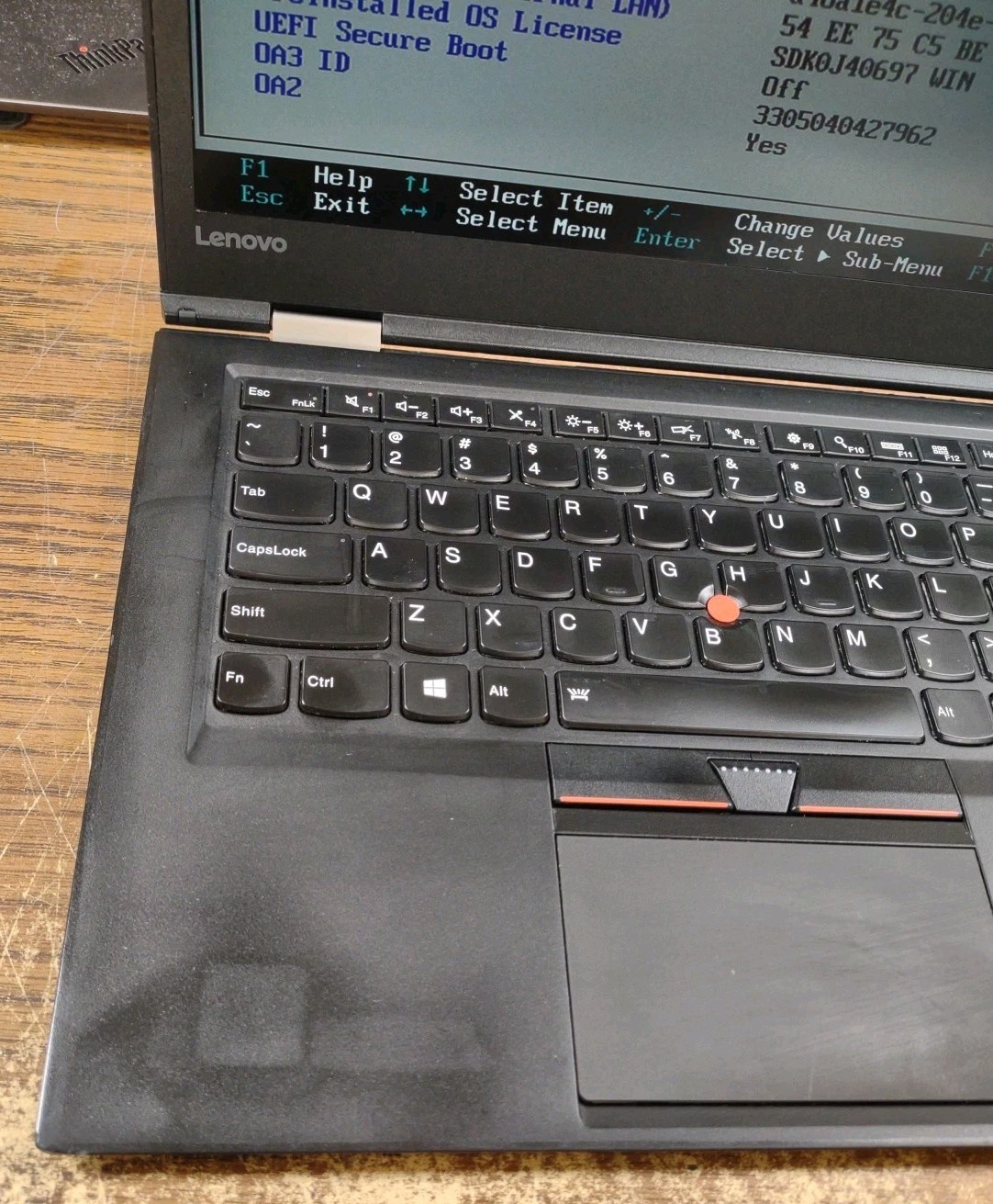 Lenovo ThinkPad X1 Carbon 4th Gen 14″ i7-6600U, 16GB Ram, 256GB SSD.