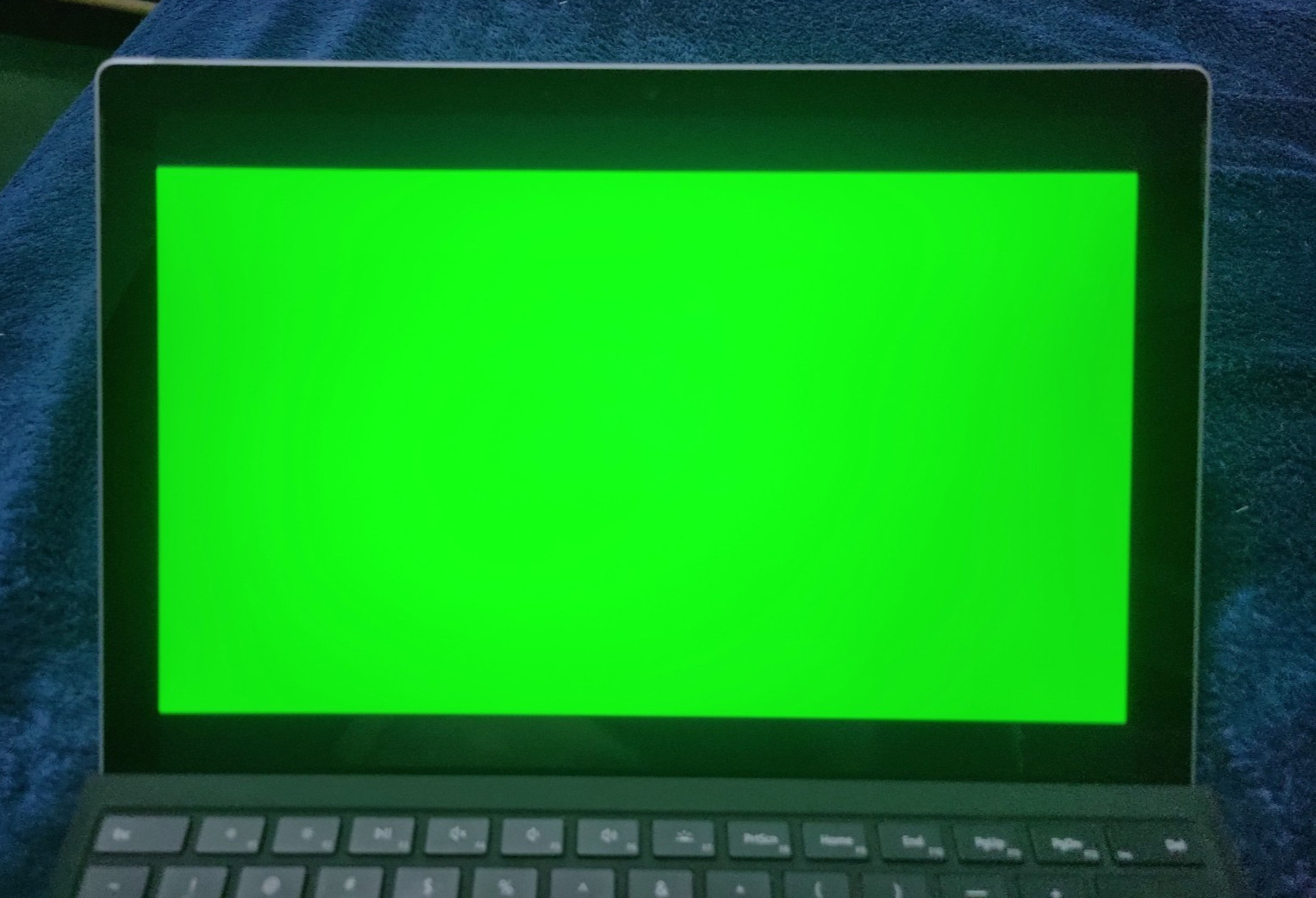 Microsoft Surface Pro 7 Laptop Intel i5-1035G4 8GB RAM 256GB NVMe Win 11 Pro