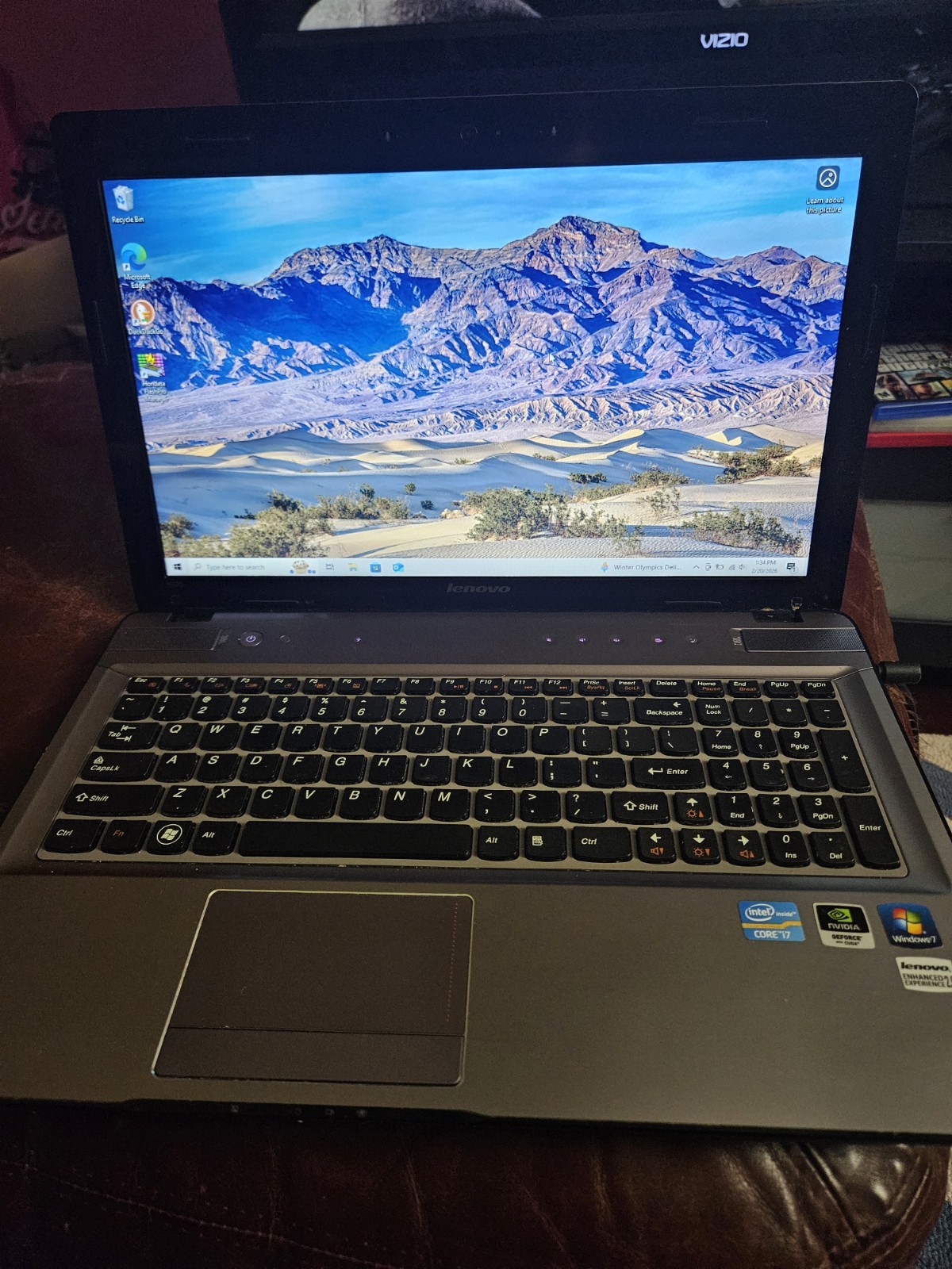 Lenovo Ideapad Y570 Laptop i7-2670QM 2.0 GHz Quad Core 8GB 500GB