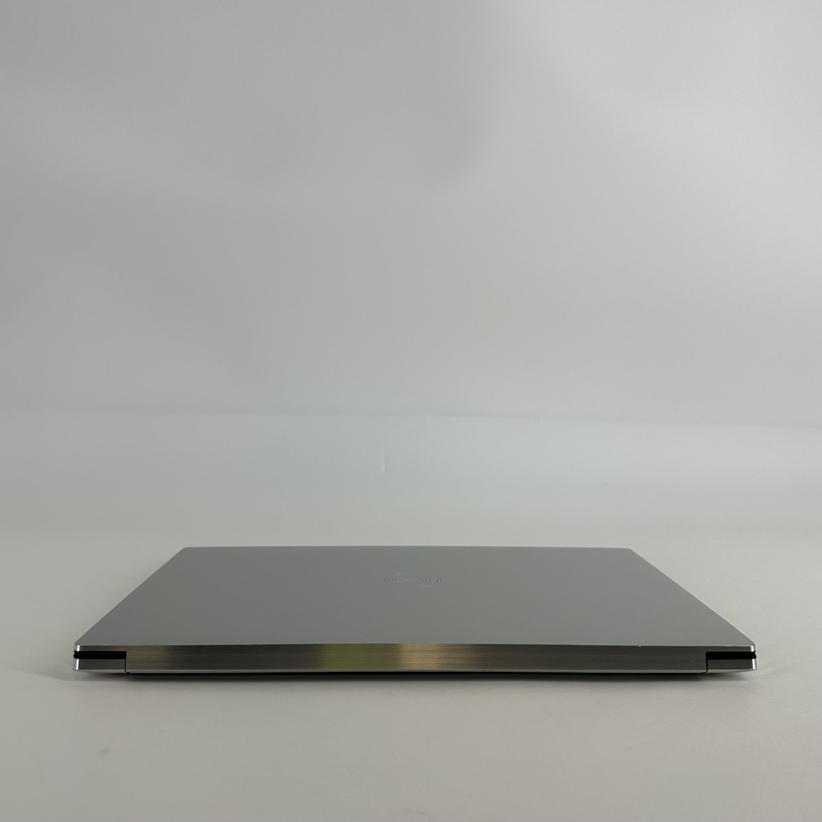 Dell XPS 15 9520 FHD+ 2.3GHz i7-12700H 32GB 512GB SSD NVIDIA RTX 3050 FRAME GAP