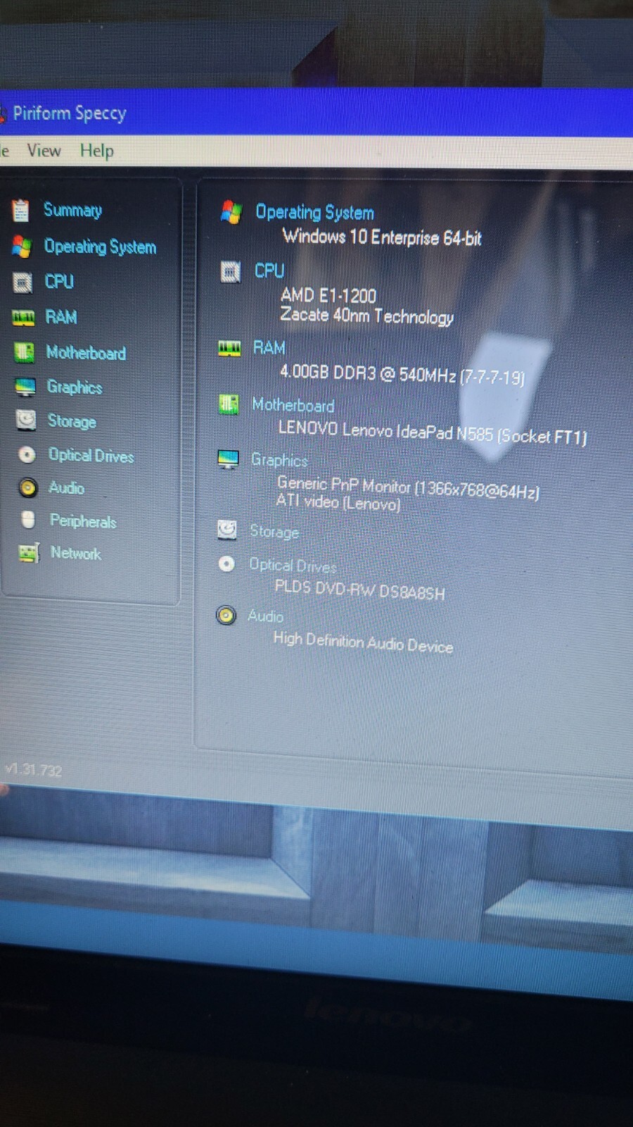 Lenovo IdeaPad N585 AMD E1-1200 APU | No Hdd | 4GB RAM