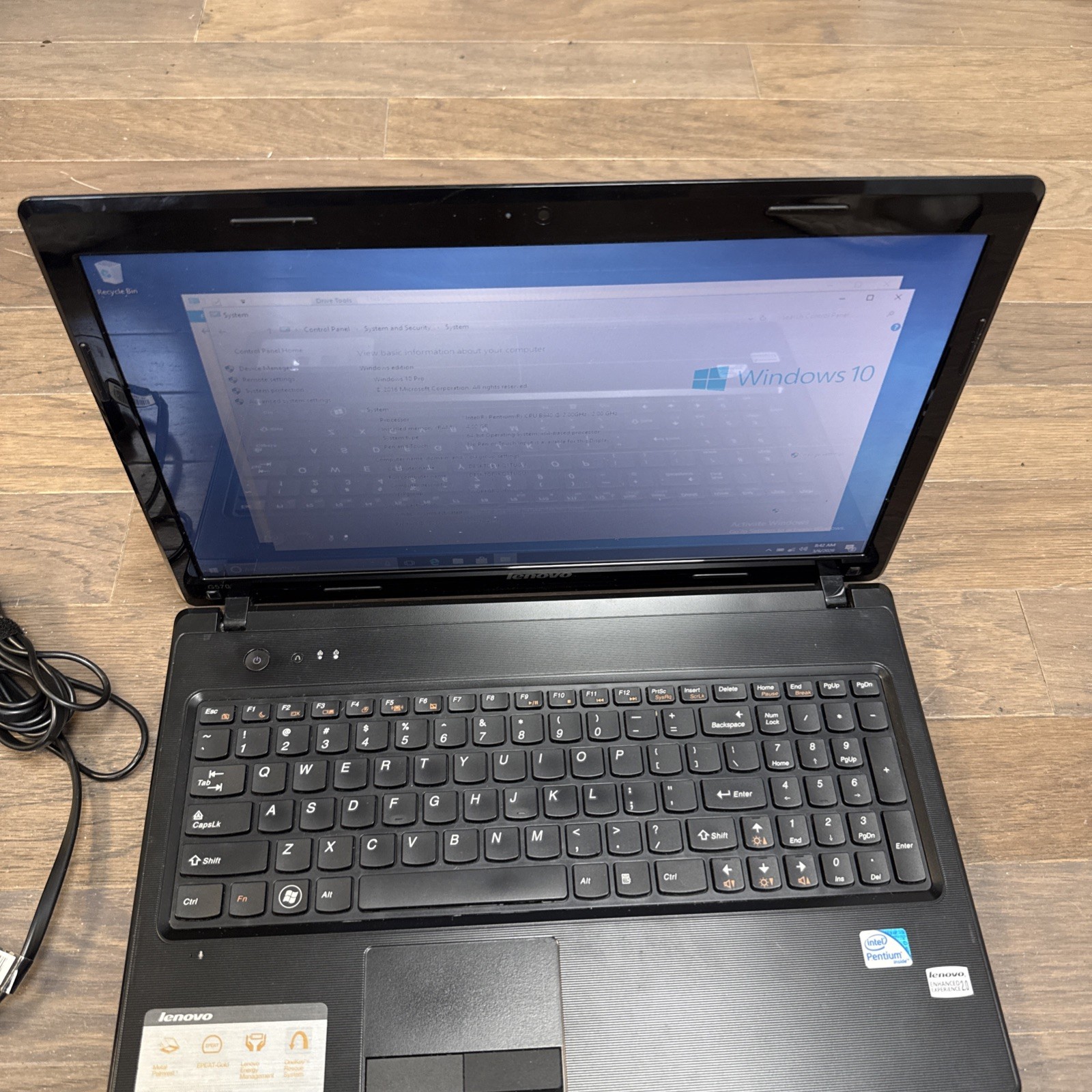 LENOVO G570-4334 PINTIUM B940@2.0GHZ 4GB RAM 256GB SSD WINDOWS 10