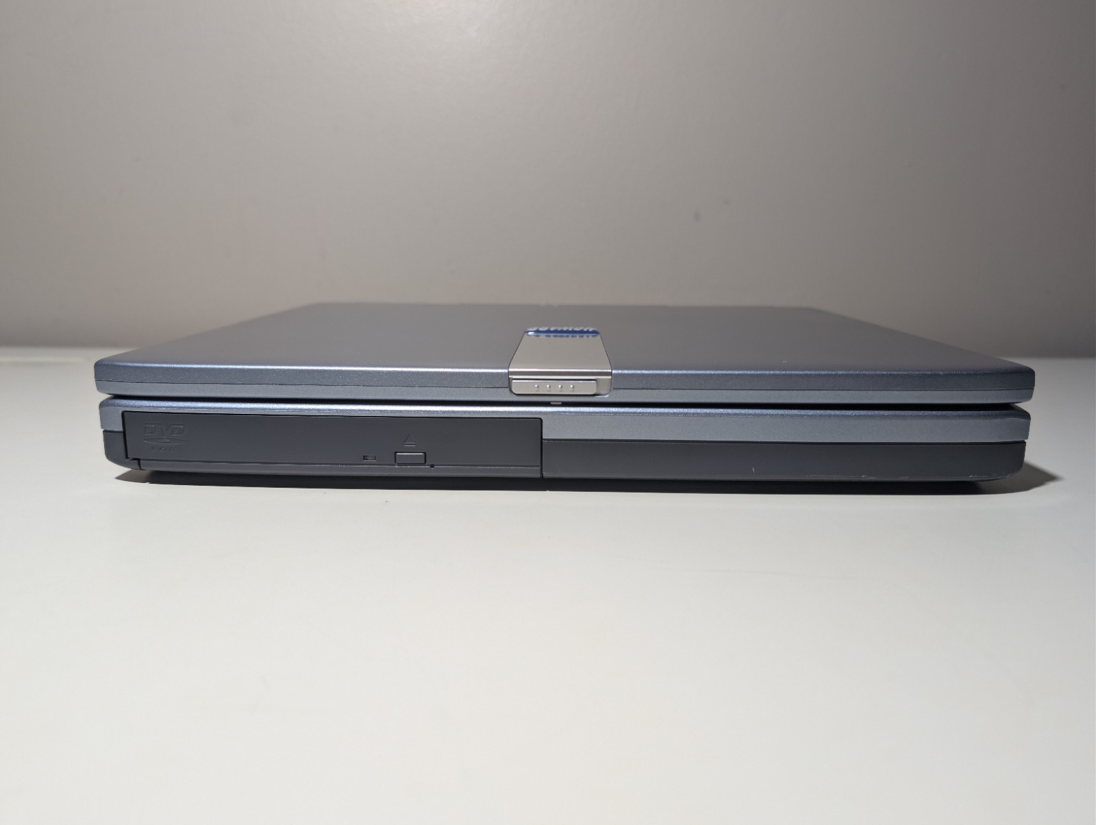 HOWARD MS2117 (1846) | PENTIUM 4 512MB RAM 20GB HDD | Win XP None on eBay!