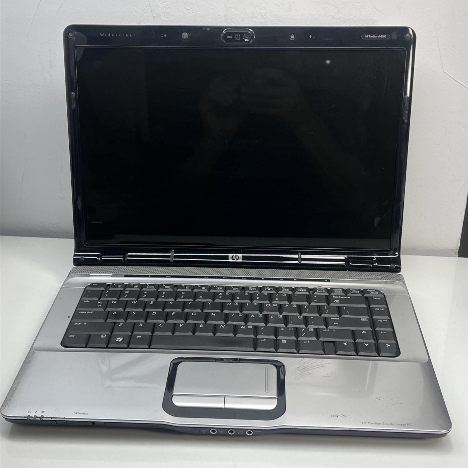 HP Pavilion Entertainment PC Laptop DV6000 For Parts or Repair