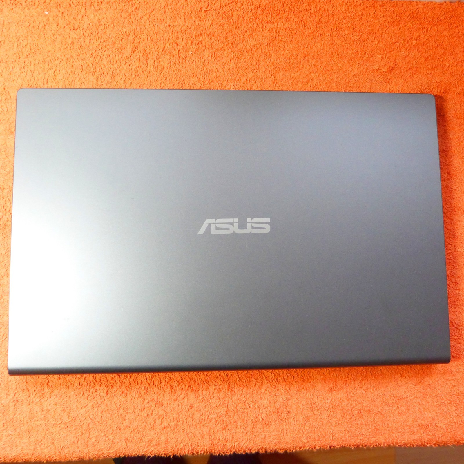 XL LOT Asus R565 VivoBook 15″ FULLHD l SSD Windows 11 l 10GEN Core i5 Intel