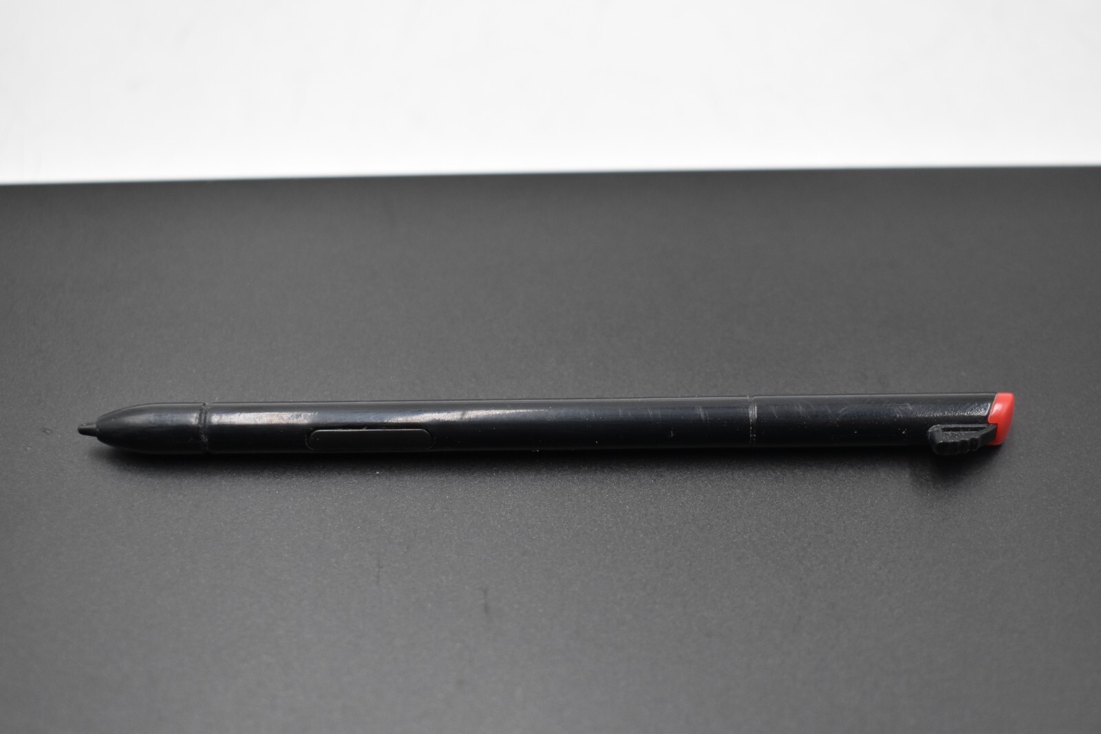 12.5″ Lenovo YOGA 12 2-IN-1 Laptop i3-5005U @ 2.00GHz 4GB RAM 128GB SSD *READ*