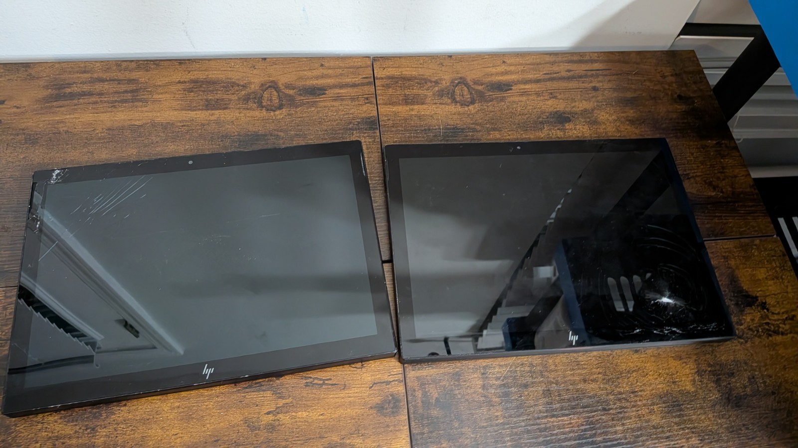HP Engage GO Tablet Intel i5-1140G7 8GB Ram 128GB SSD – CRACKED SCREEN Lot Of 2
