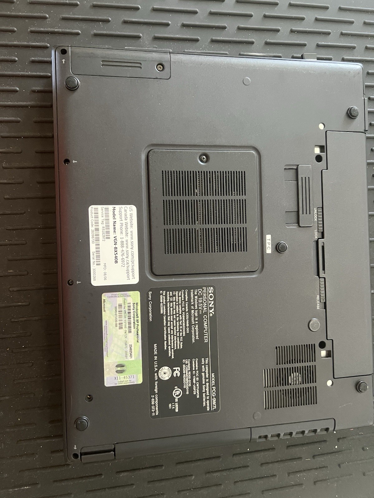 Sony Vaio Laptop VGN BX540B PCG 9W7l Read Description
