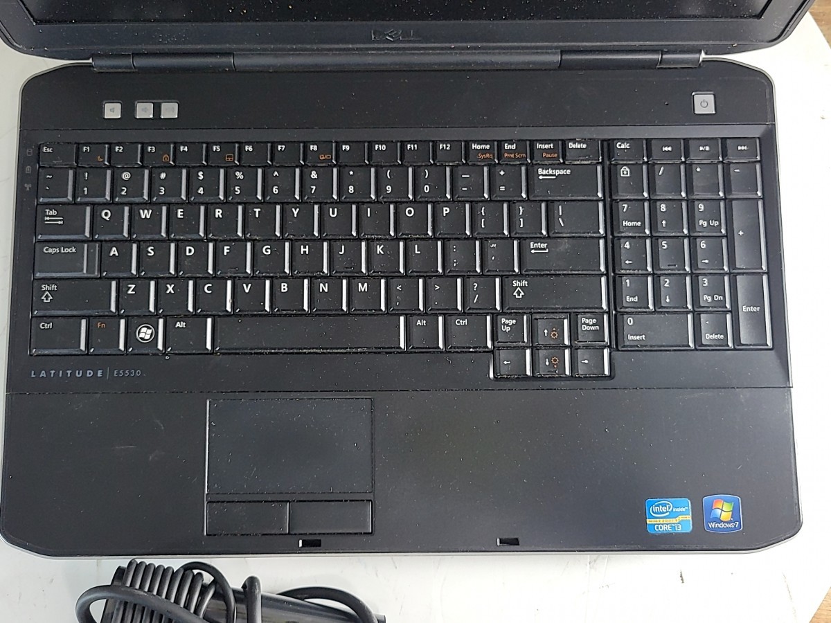 DELL LATITUDE E5530 NON-VPRO Laptop Intel Core I3-2328M 4GB 250GB SEE NOTES