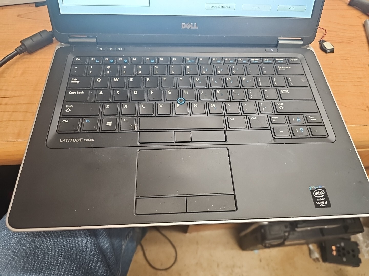 Dell Latitude E7440. i5-4310u 2.0GHz 4GB RAM READ P&r Only Missing Parts