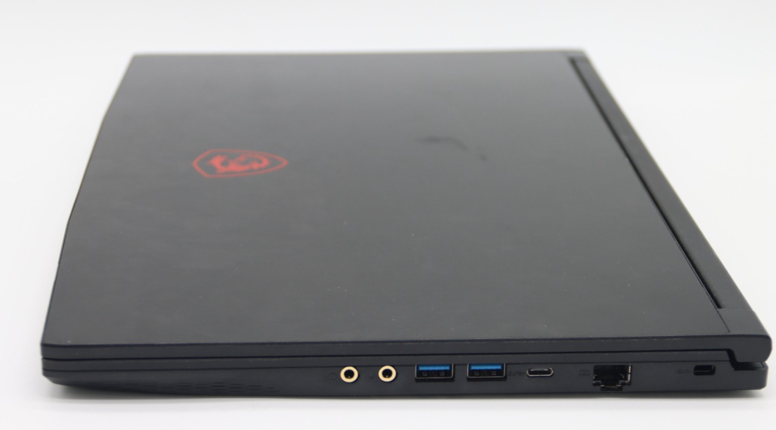 MSI Thin GF63 15.6″ i5-10500H 2.5GHz 8GB RAM 256GB SSD GeForce GTX 1650