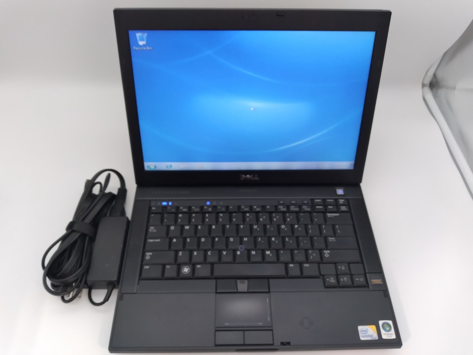 Dell Latitude E6400 Intel Core 2 Duo @ 2.8GHz 4GB RAM 150GB HDD Windows 7 Pro