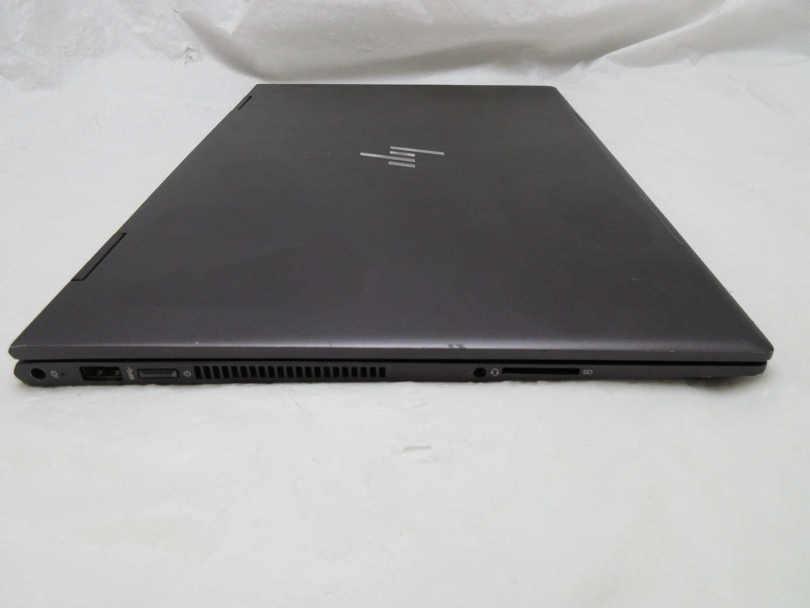 HP ENVY X360 15-CP0053CL 15.6″: Ryzen 5 2500U : 8GB RAM : 256GB SSD : Grade B