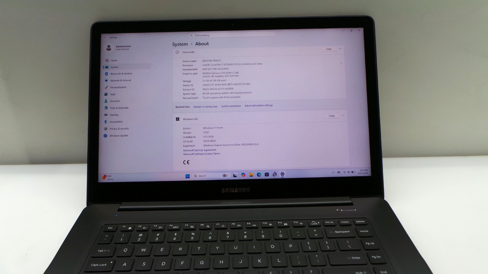 Samsung Notebook NP940Z5L | 15.6″ | i7-6700HQ | 8GB 256GB SSD | Touchscreen