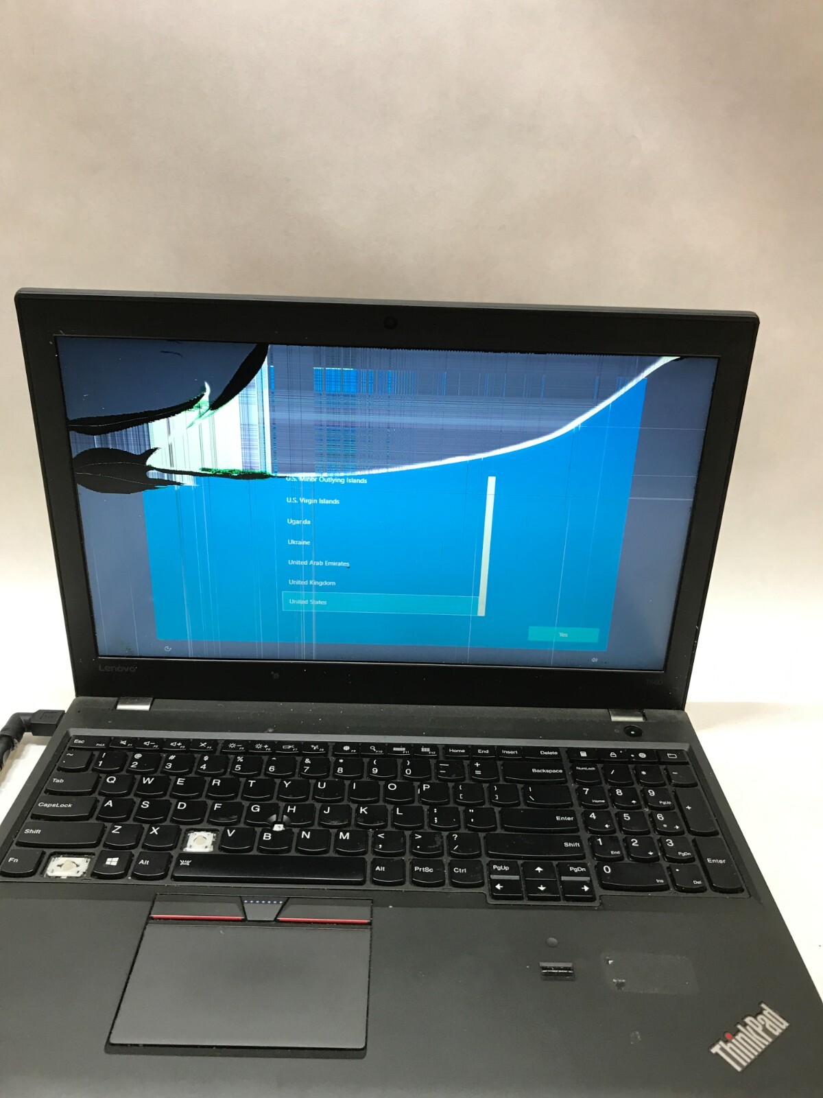 Lenovo ThinkPad T560 15″ Intel Core i5 4GB RAM 320GB HDD WIN 10 Please Read – DW