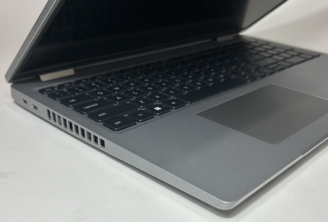 Dell Latitude 5520 Laptop 15.6″ i5-1135G7 @2.40GHz – 8GB RAM – 256GB NVMe – W11P