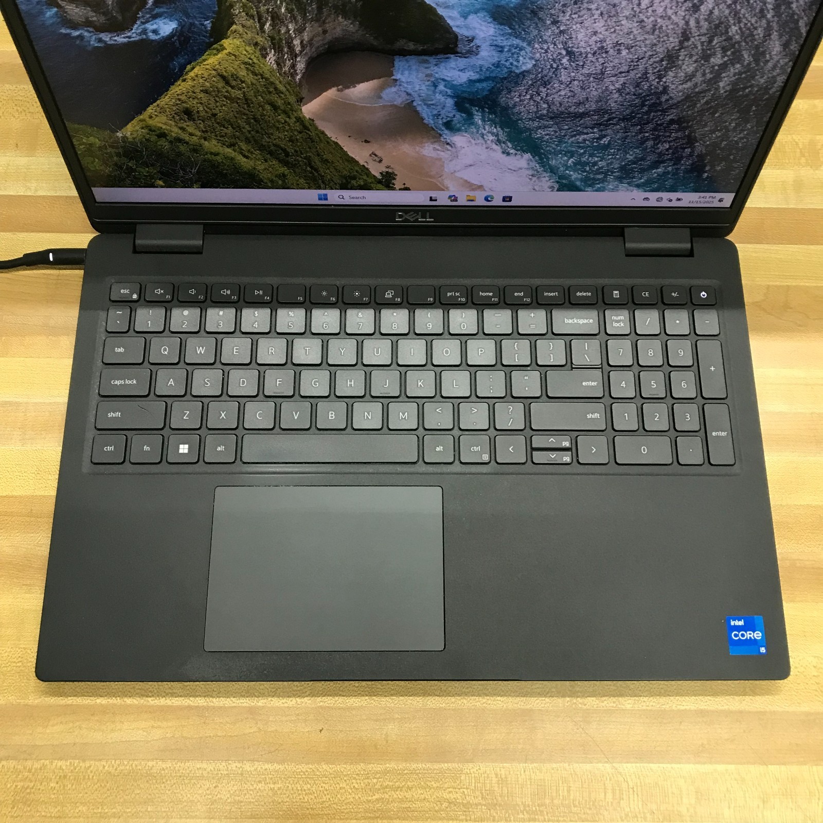 Dell Latitude 3520 15.6″ i5-1135G7 2.4GHz 16GB RAM 128GB SSD (Windows 11 Pro)