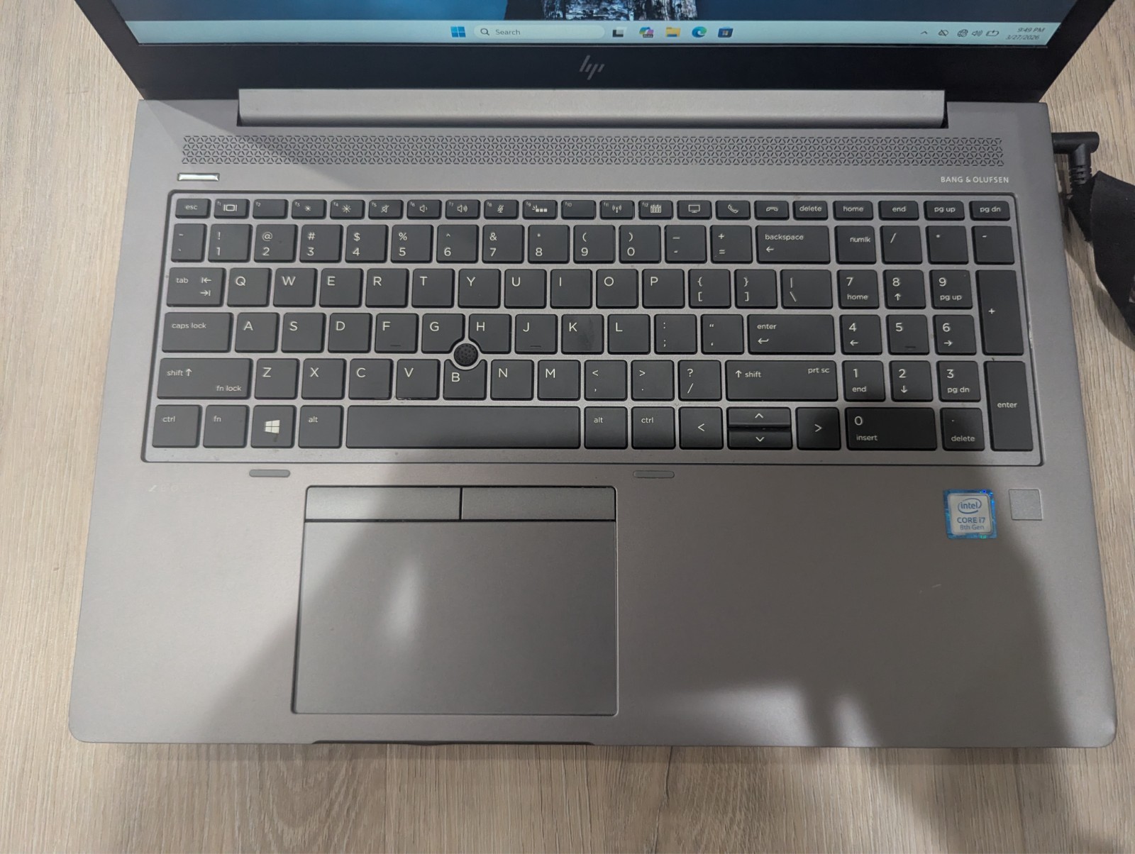HP ZBook 15u G5 i7-8550/16 gb ram/256SSD/W11 PRO/ w/ Charger