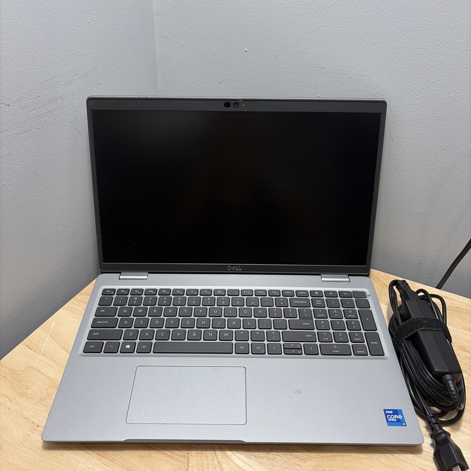 Dell Latitude 5520 Core i7-1185G7 3.00GHz, 16GB, 256GB SSD WebCam, WiFi W11 Cord