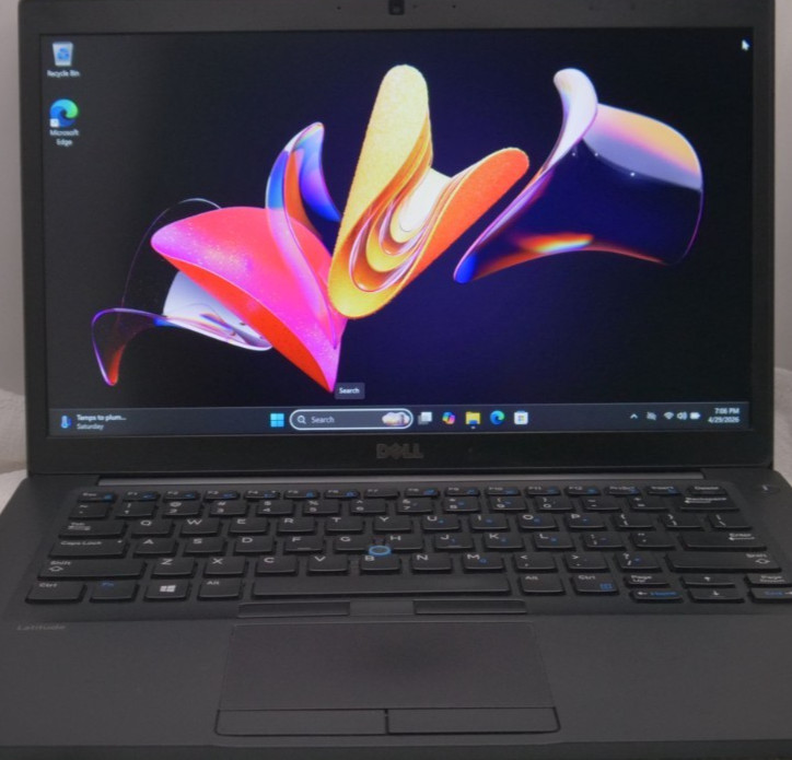 Dell laptop Latitude 7480 14″ i5-7300U 8GB Ram 256GB SSD Windows 11