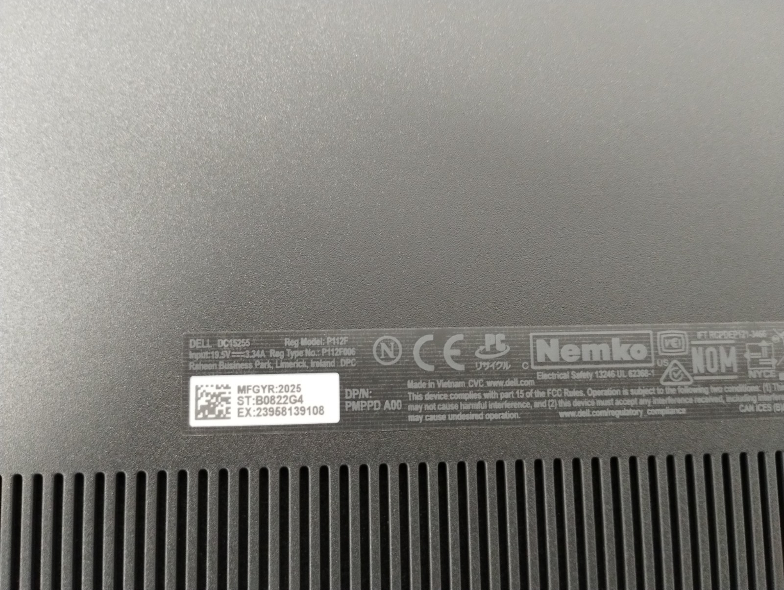 DELL 15 DC15255 G8MK9, AMD Ryzen 7 7730U, 2.00 GHz, 16 GB RAM, 512 GB NVMe SSD