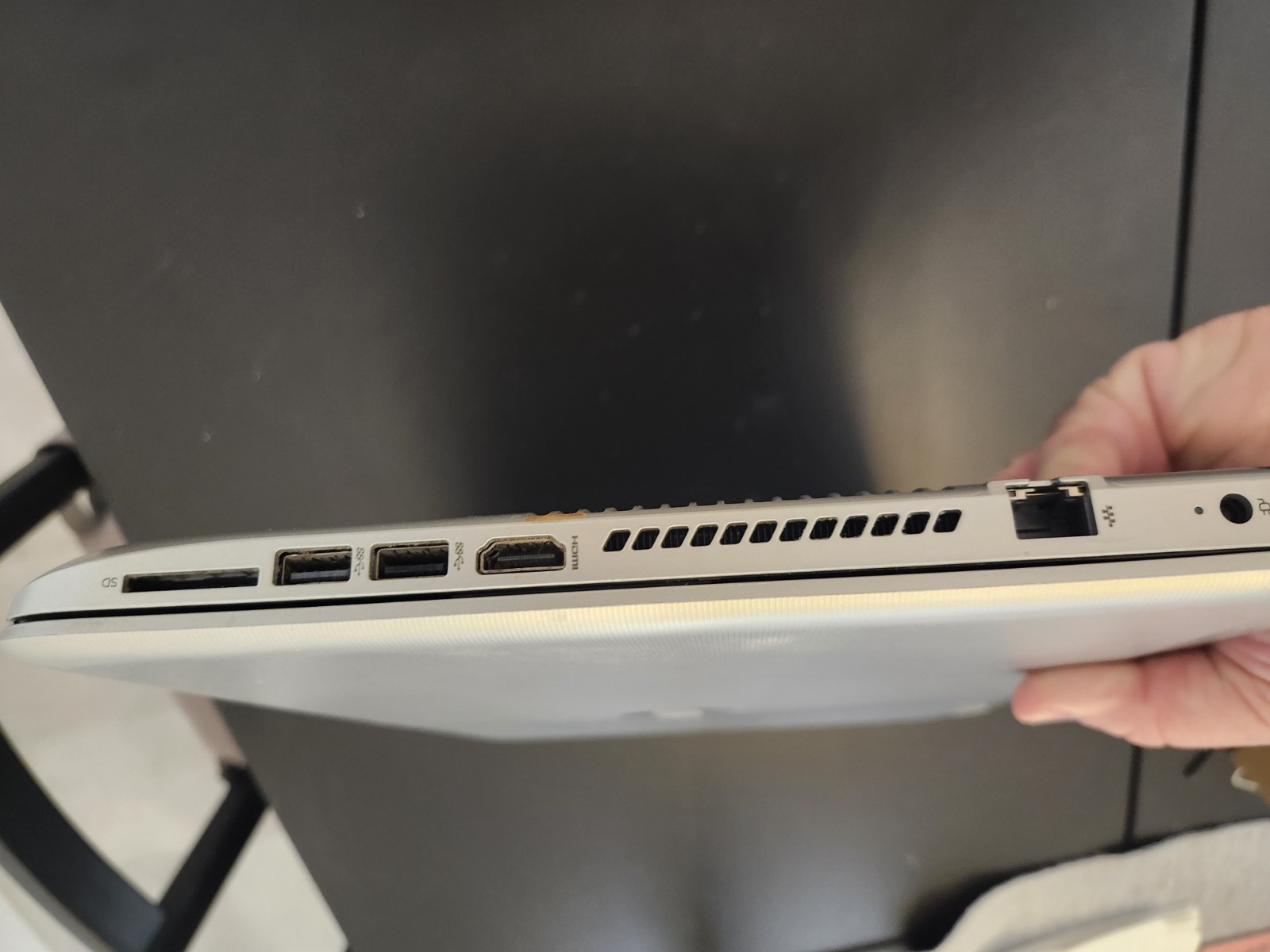 HP Pavillion 15.6″ p151-nr Laptop INTEL I5