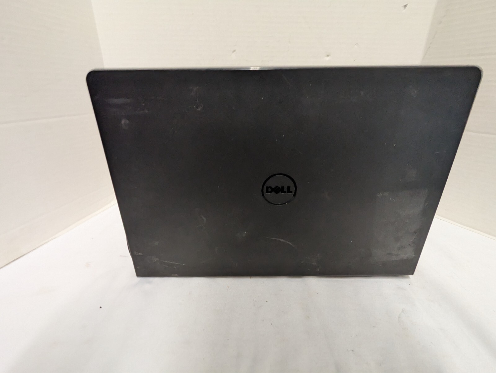 Dell Inspiron 15-3567 15″ laptop intel i3 7th gen 8gb ram no ssd
