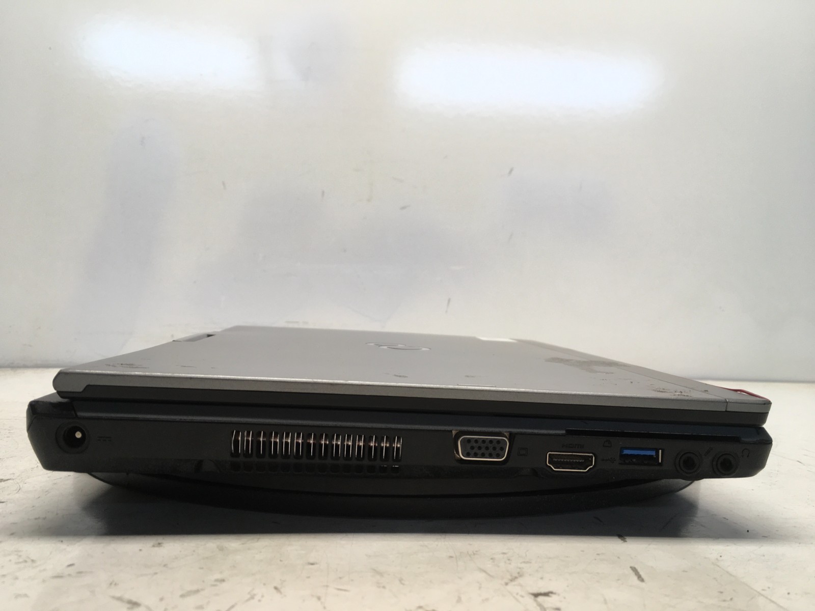 Fujitsu LifeBook AT726 Intel i5-6300U 2.4GHz 12 GB NO HDD
