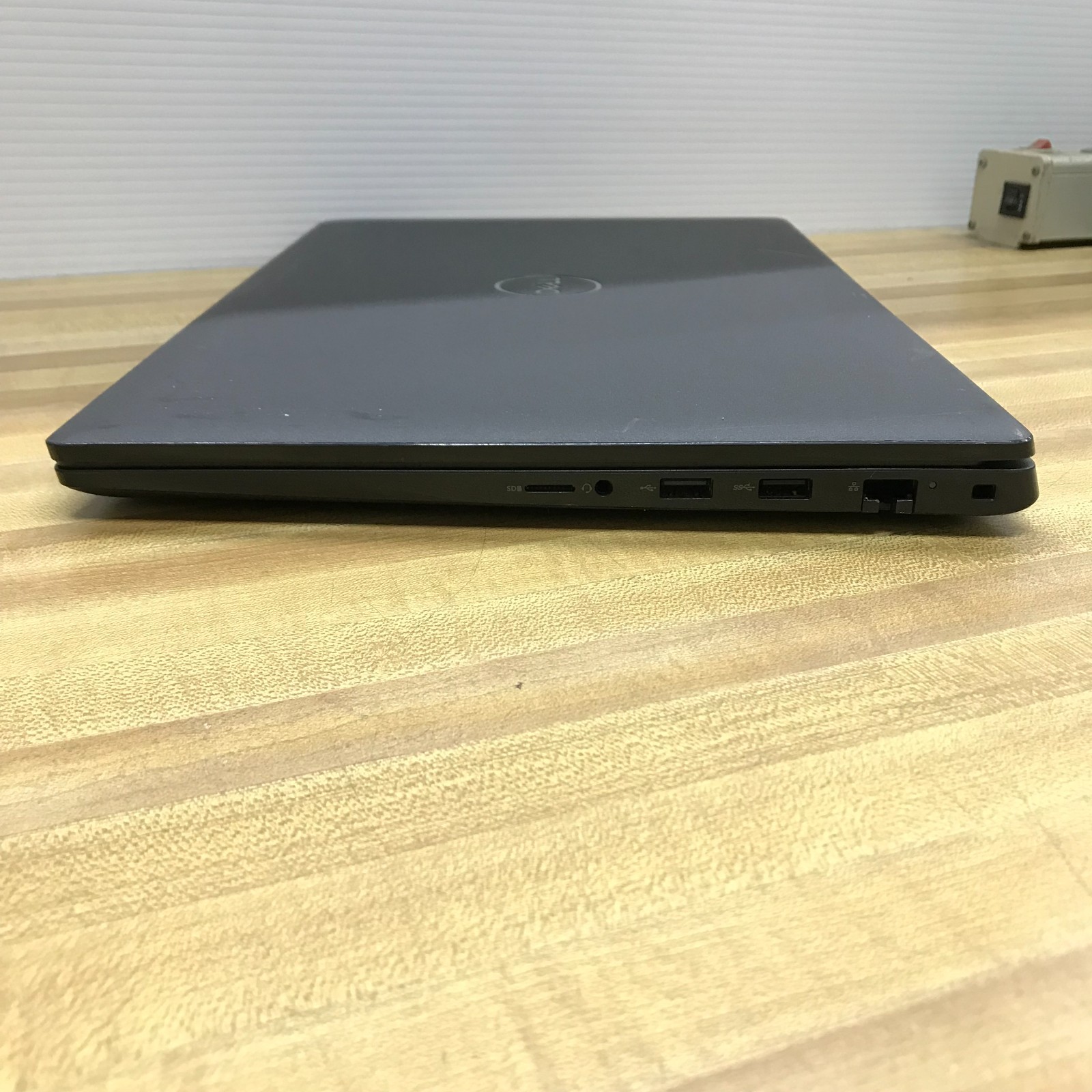 Dell Latitude 3520 15.6″ i5-1135G7 2.4GHz 16GB RAM 256GB SSD (Windows 11 Pro)