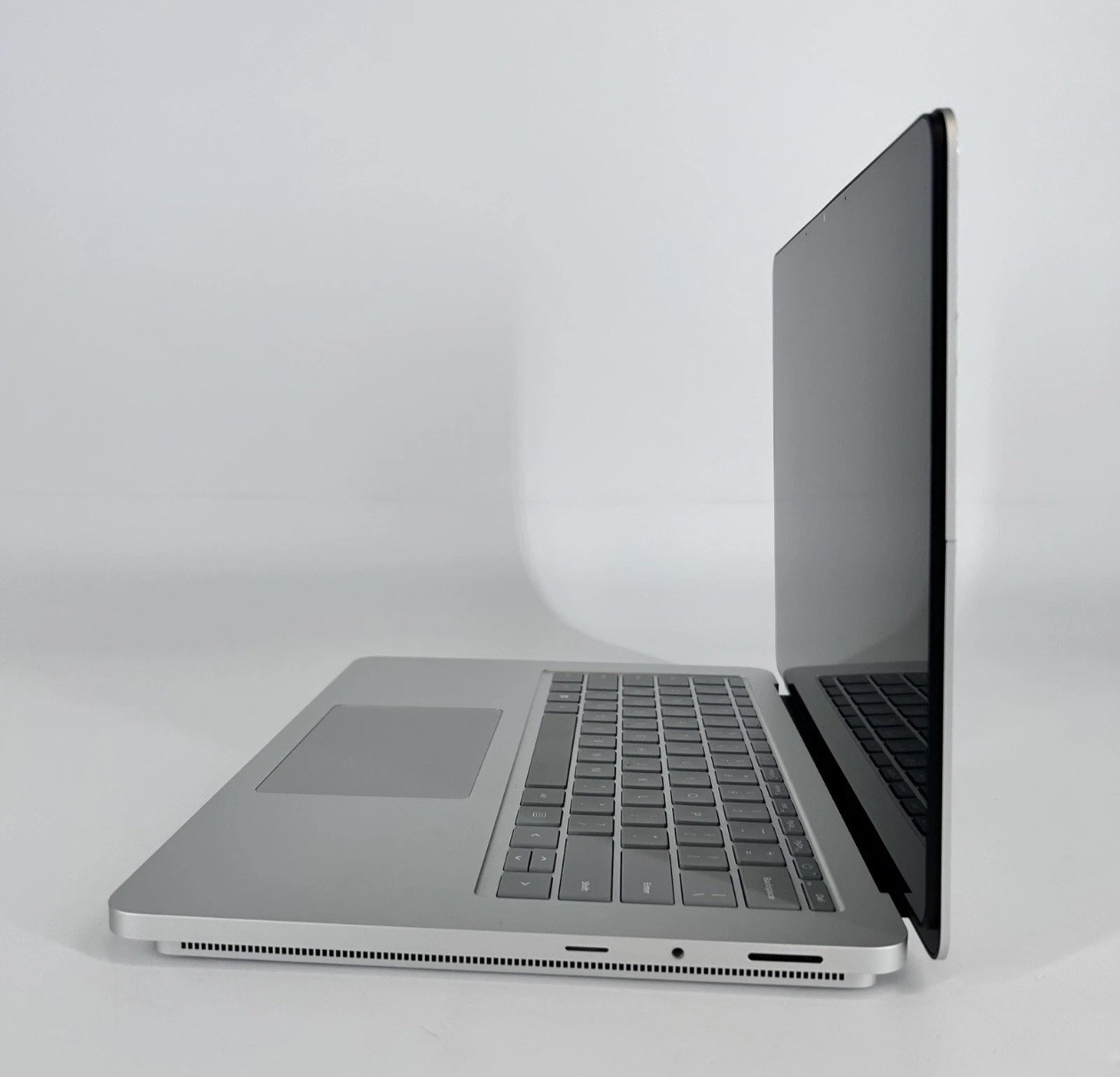 Microsoft Surface Laptop Studio 2 14.4 2K TOUCH i7-13700H 32GB 1TB SSD RTX 4050
