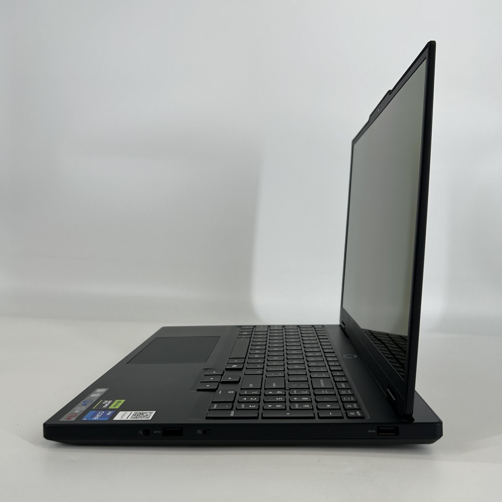 Lenovo Legion 5i Gen 10 15.1 165Hz QHD+ 2.1 GHz i7-14700HX 16GB 1TB SSD RTX 5070