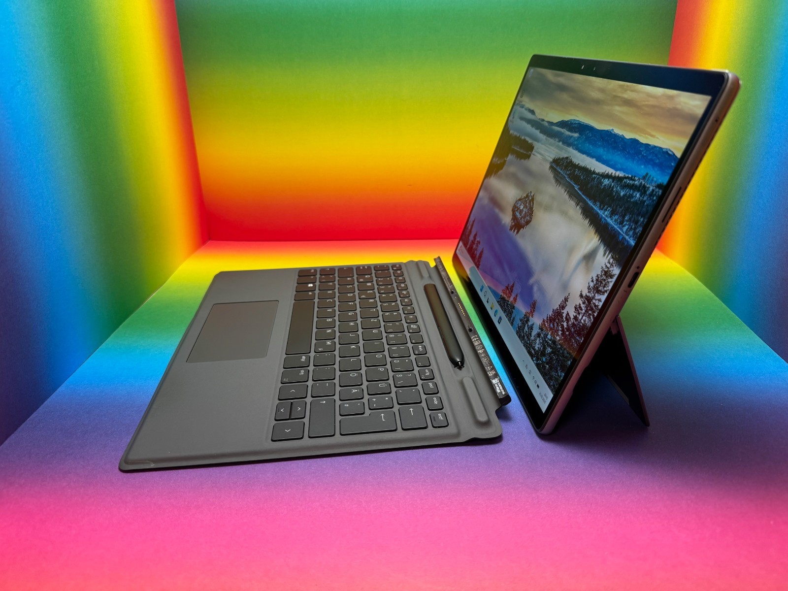 Dell Latitude 7320 2-in-1 LTE eSIM i5-1140G7 8GB 256GB 13″ DE Win11Pro FID ST