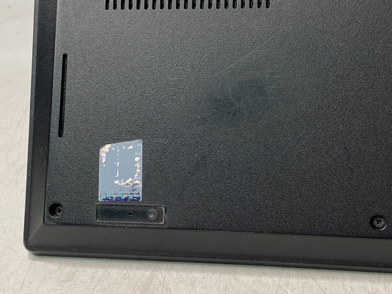 Lenovo ThinkPad T495 14″ AMD Ryzen 5 3500U No RAM/SSD – Bad RAM Slot PARTS
