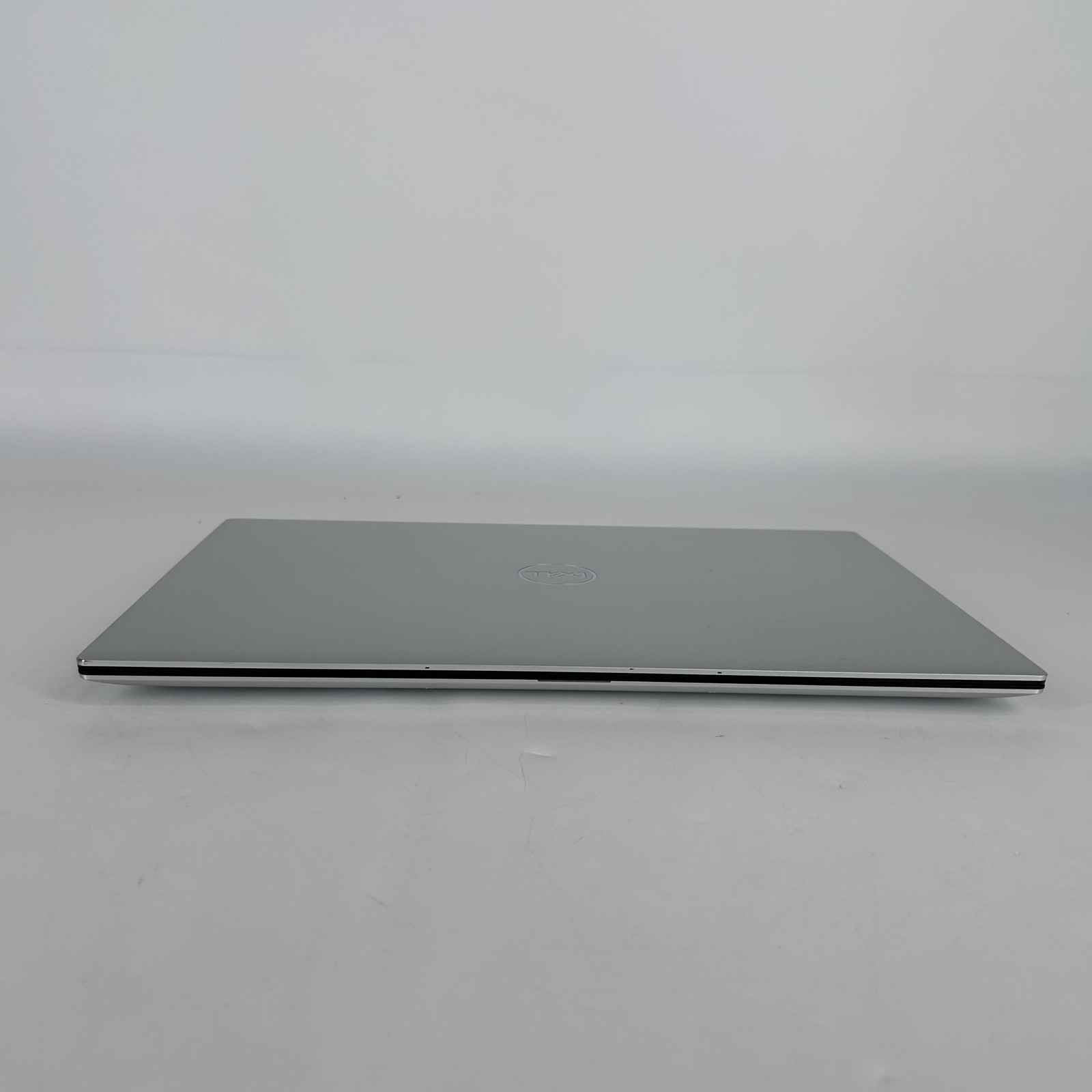 Dell XPS 15 9520 FHD+ 2.3 GHz i7-12700H 16GB 512GB SSD NVIDIA RTX 3050 Good