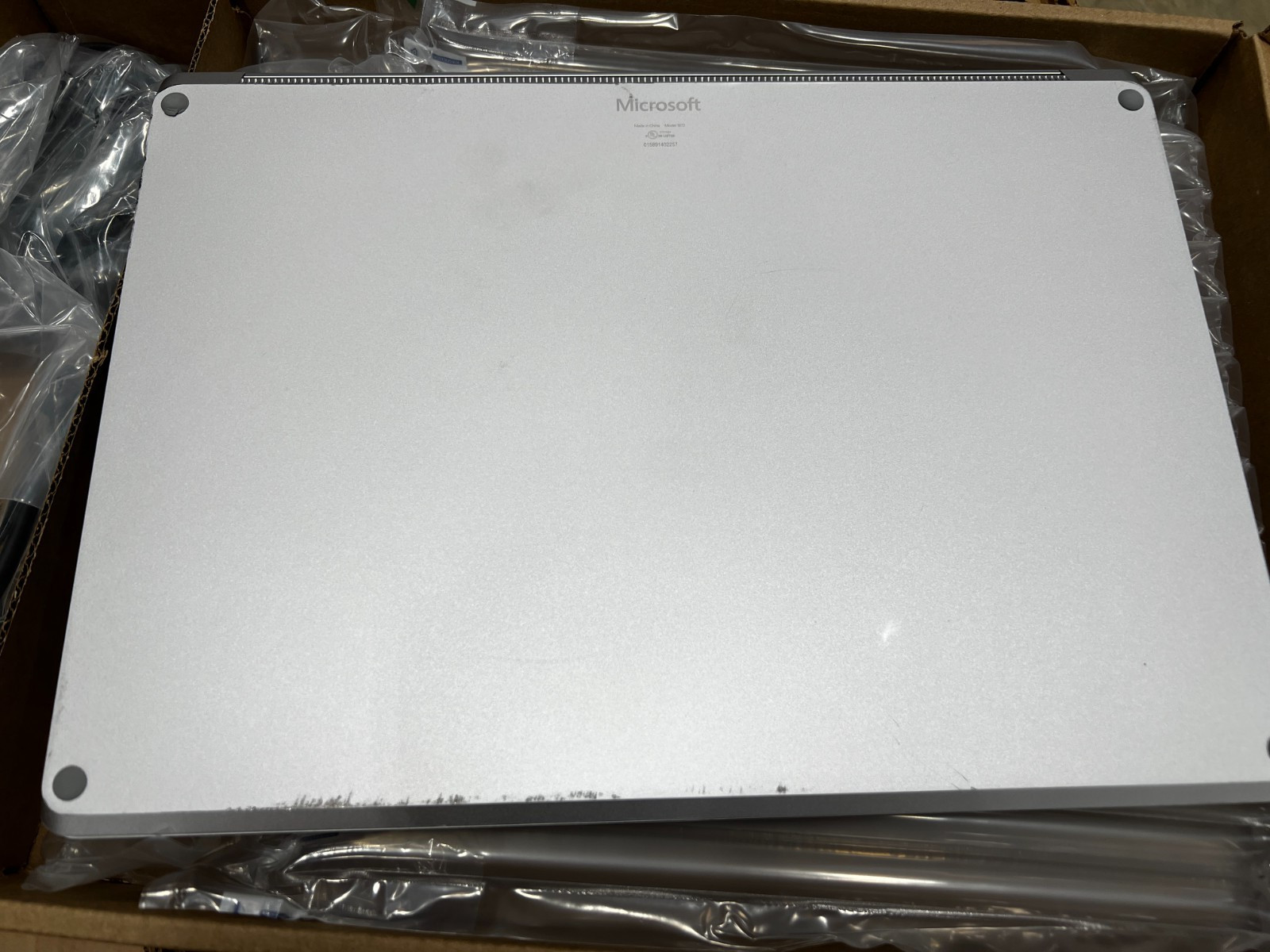 Microsoft Surface Laptop 3 15″ Touch Intel i7-1065G7 16GB 256GB SSD – Silver