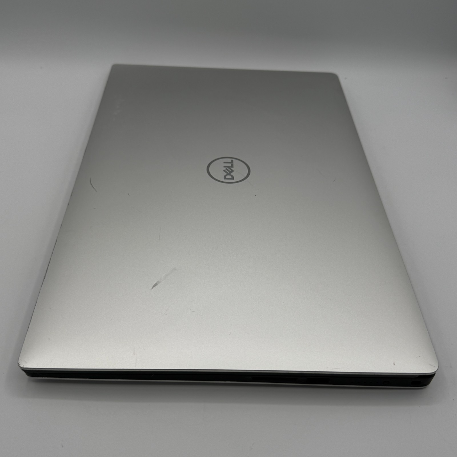 Dell Precision 5540 i9-9880H Quadro T2000 16GB RAM 256GB SSD Win11 Pro Laptop