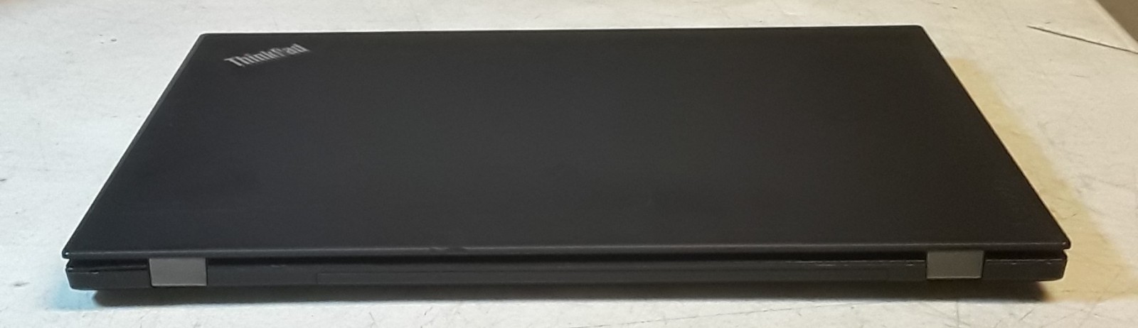 Lenovo ThinkPad T570 i7 8GB No Hard Drive for Parts