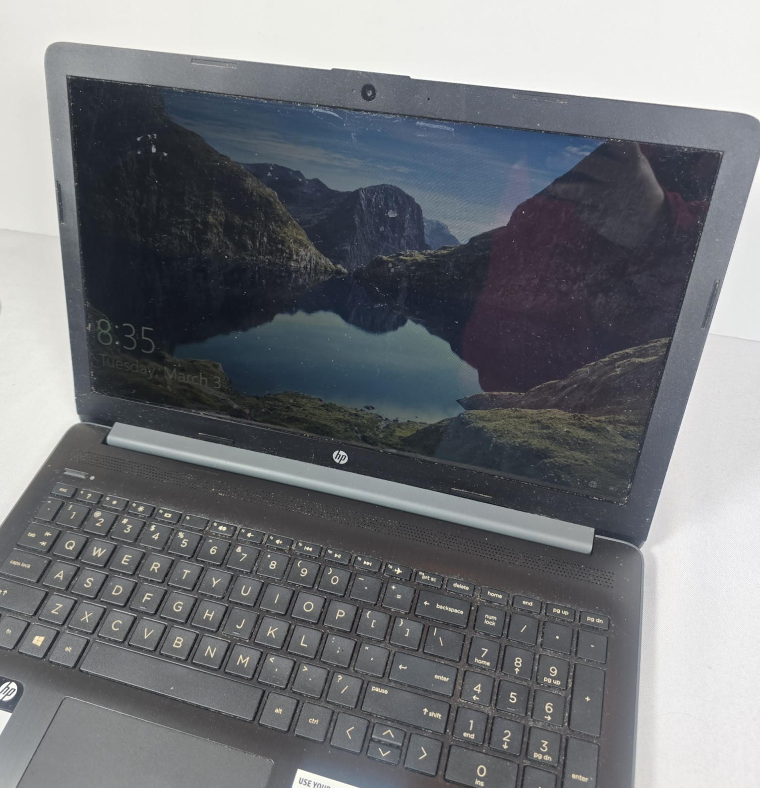 HP LAPTOP 15-DB0XXX AMD E2-9000E RADEON R2 1.50 GHz 4GB RAM READ