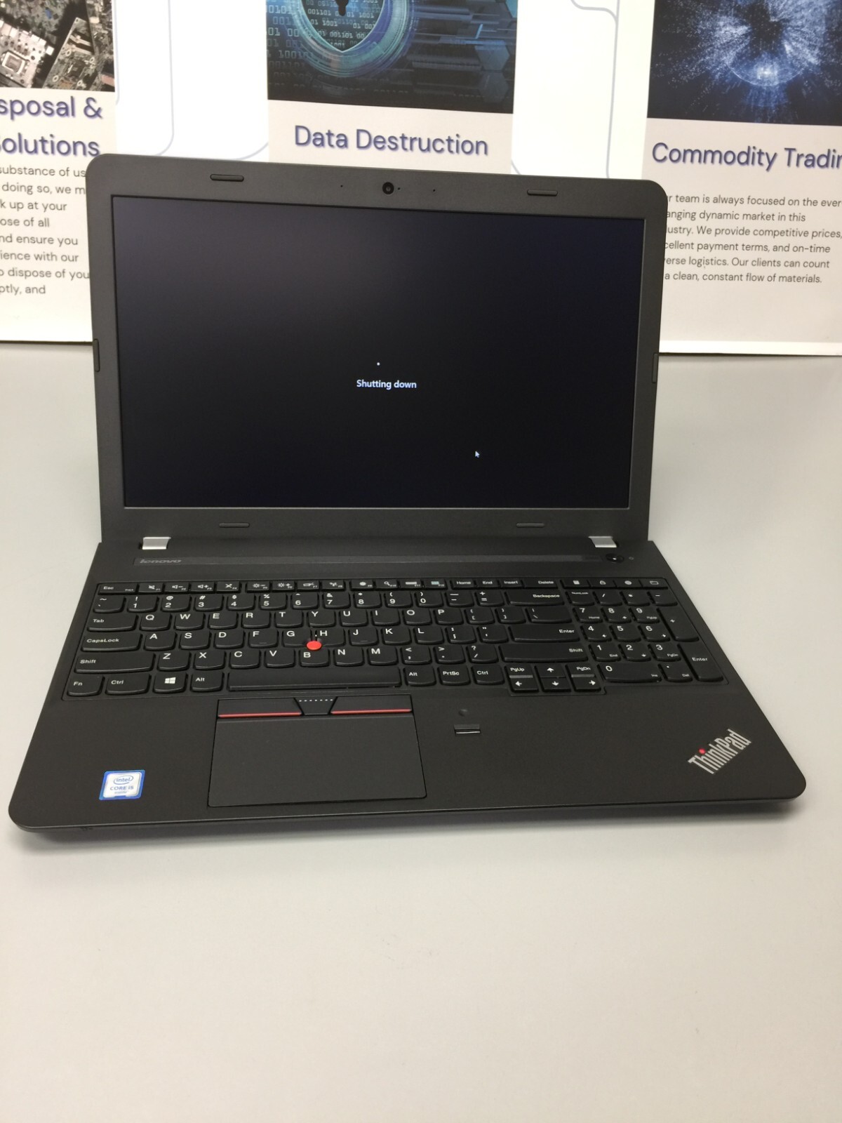 LENOVO THINKPAD E560 Intel Core i5 6th gen 2.30 GHz 8GB RAM 240 GB SSD