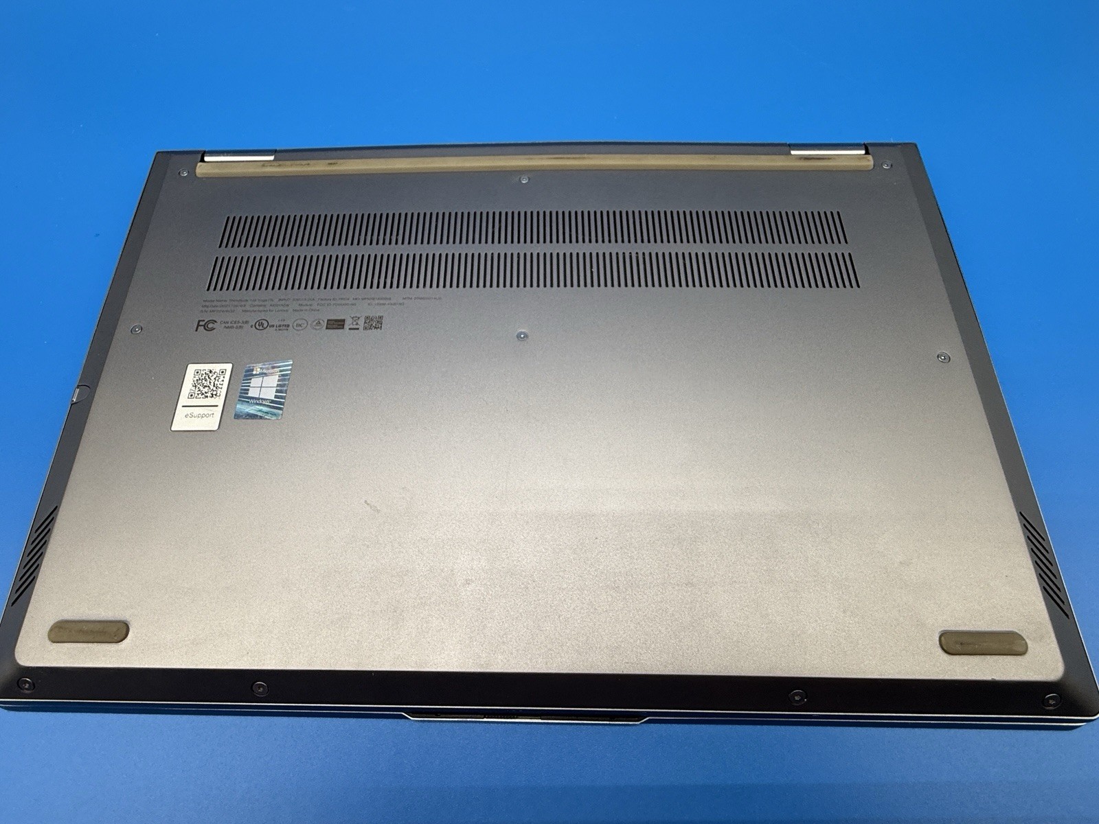 Lenovo ThinkBook 14s Yoga ITL 14” Touch i5-1135G7 8GB 256GB SSD Win 11 Pro