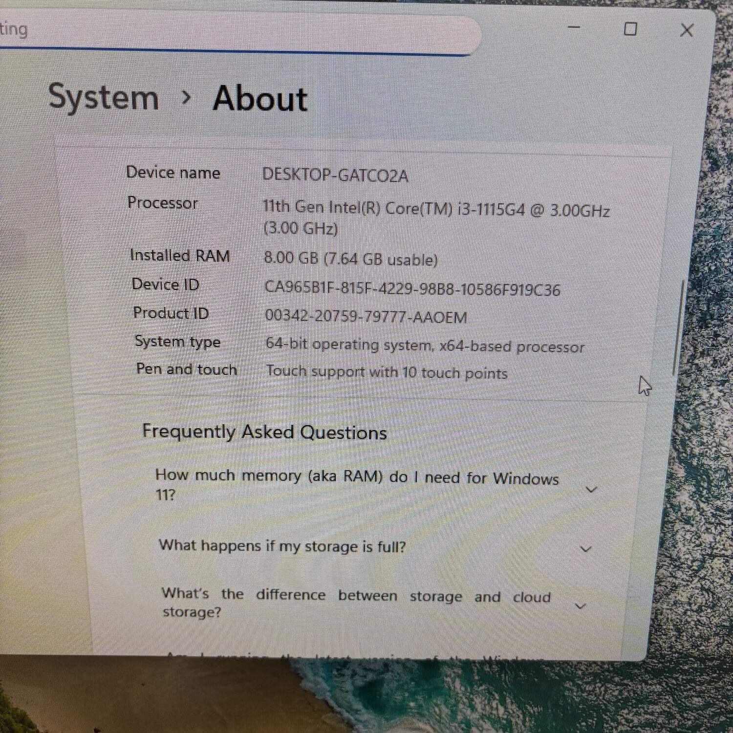 Dell Inspiron 5400 23.8″ i3-1115G4 3.0 GHz 8GB RAM 256GB SSD