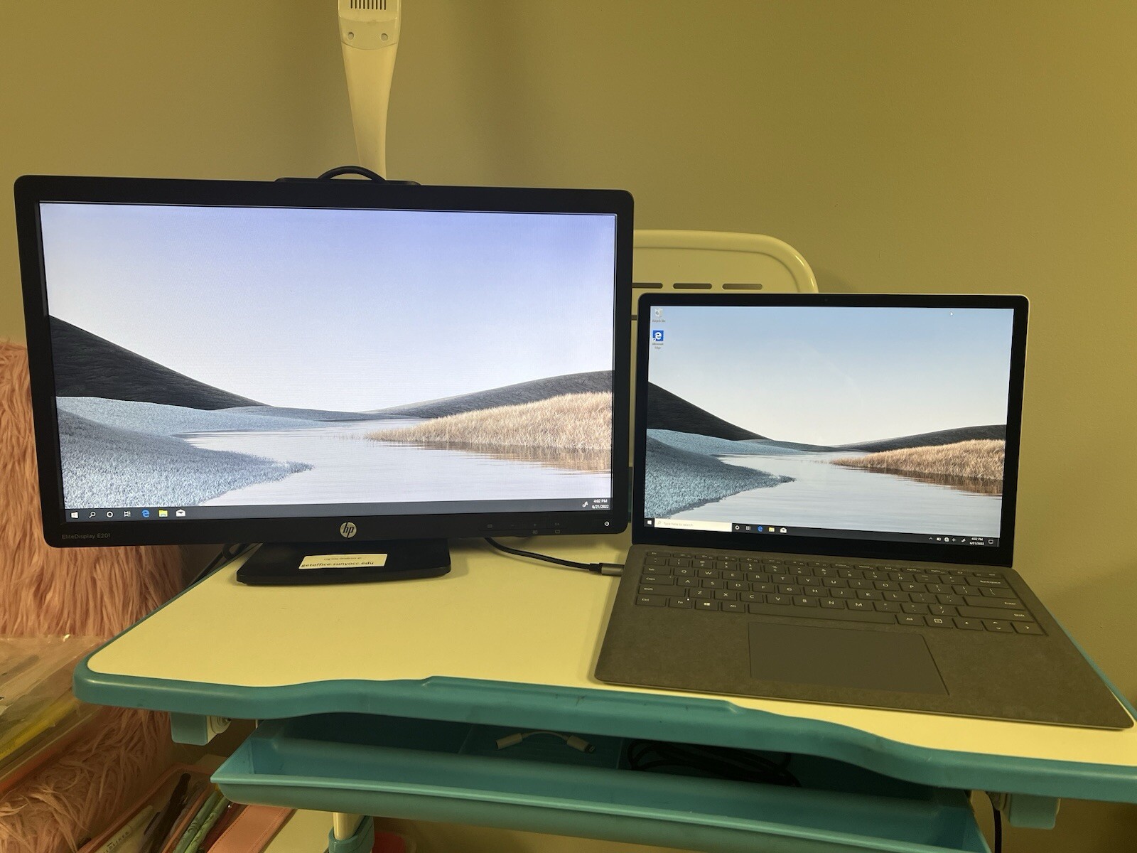 Microsoft Surface Laptop 3 13.5″ Touch BUNDLE -Intel i5-1035G7 8GB RAM 128GB SSD