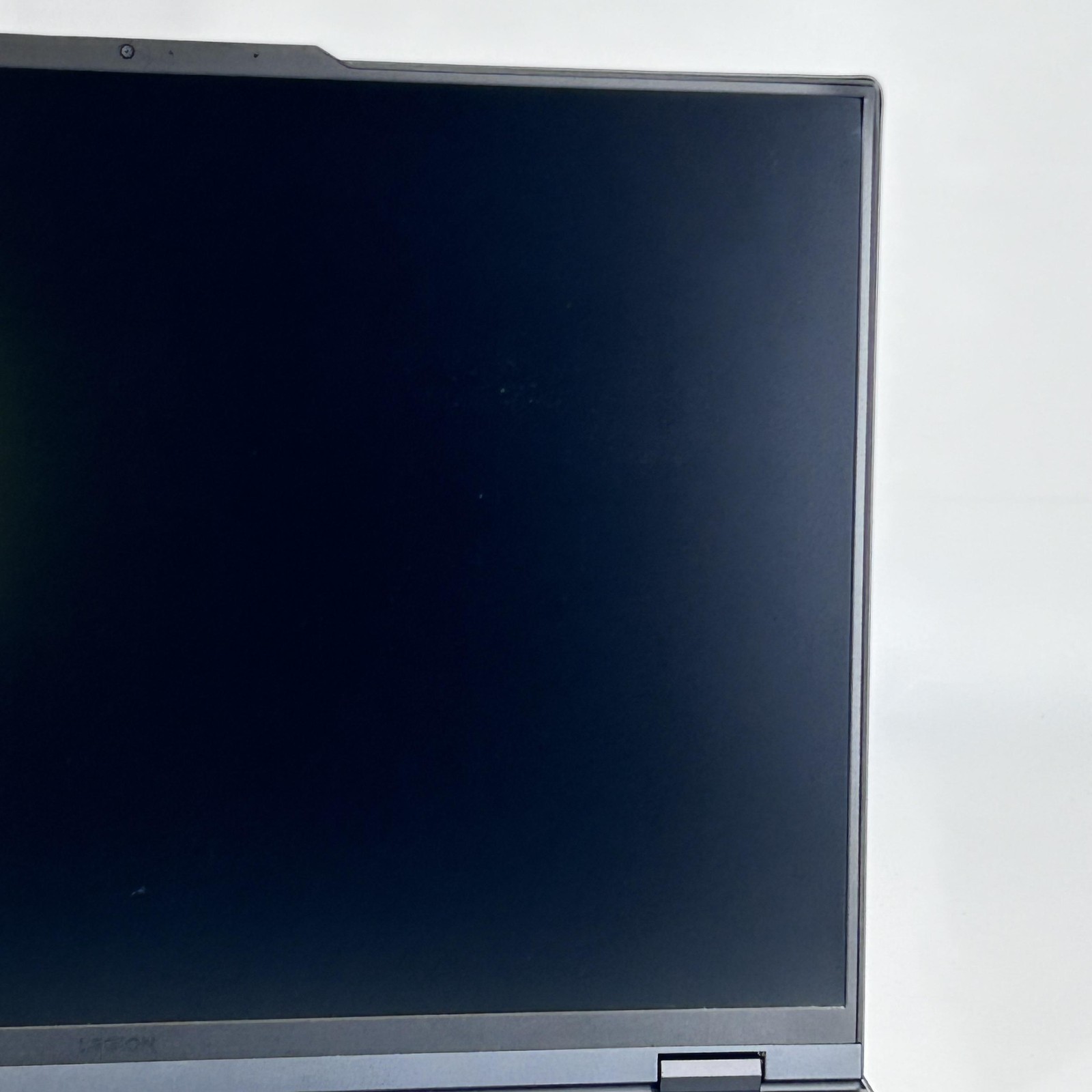 Lenovo Legion Pro 7 Gen 8 16 240Hz FHD+ Ryzen 9 7945HX 32GB 1TB/1TB RTX 4090