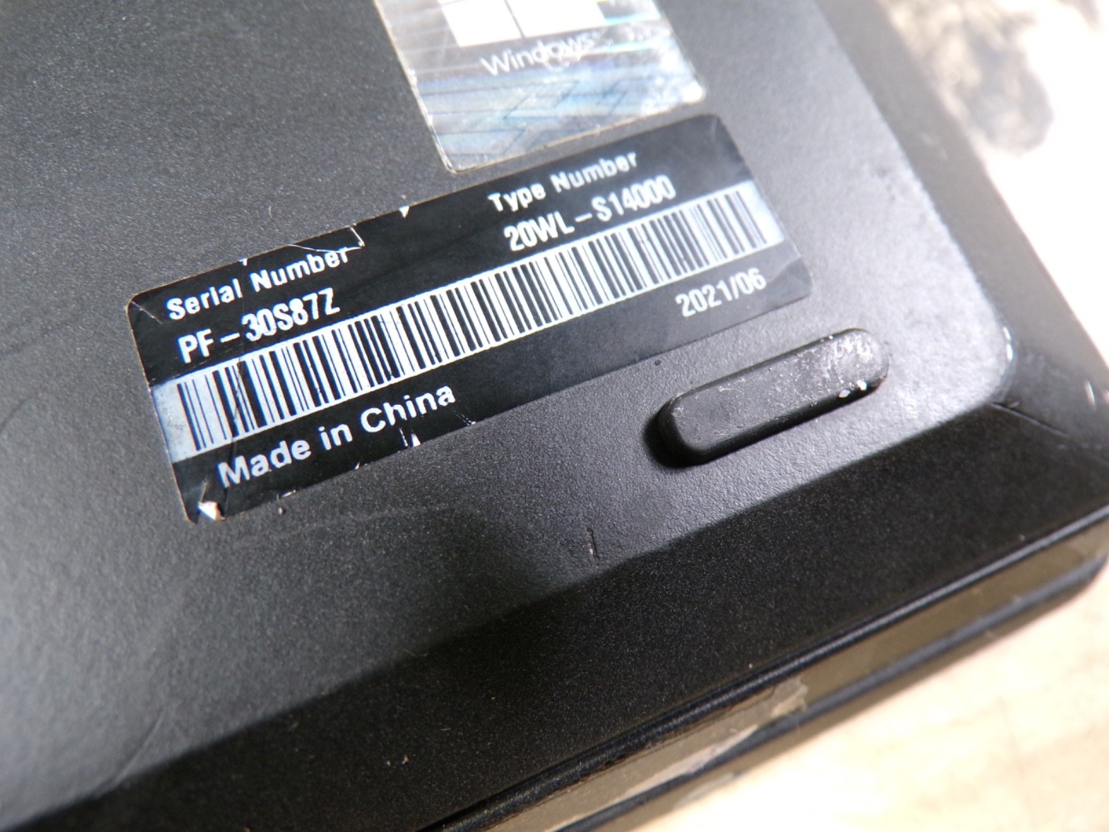 THINKPAD LENOVO X13 INTEL CORE I5-10210U 1.60GHZ 8GB RAM **NO HD/ NO CADDIE